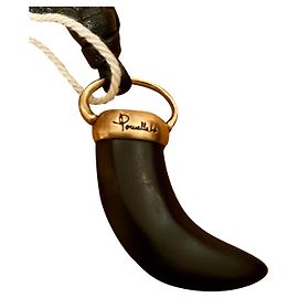 Pomellato Ciondolo Victoria Horn Nero