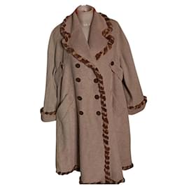 Fendi camel lined-breasted coat Beige