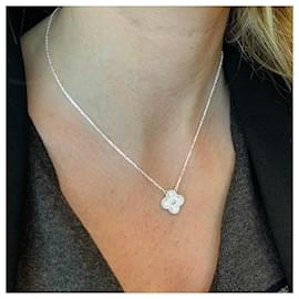Van Cleef & Arpels-Van Cleefs & Arpels "Vintage Alhambra" necklace in white gold and diamonds.-Other