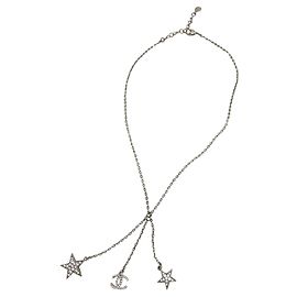Excelente colar de estrela Chanel CC com strass Prata