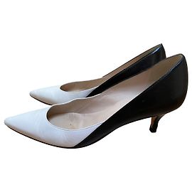 Autre Marque Escarpins en cuir taille 41