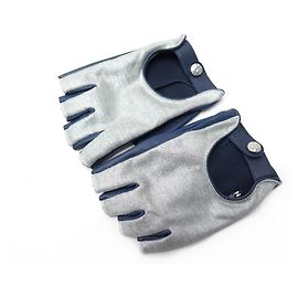 LUVAS T DO NOVO CHANEL MITTS8 EM COURO AZUL E CAIXA DE CASHMERE CINZA + LUVAS Outro