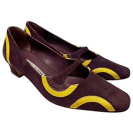 Manolo Blahnik Cut Out Low Heel Sandals in Purple Suede Purple
