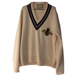 Gucci V-Ausschnitt Wollpullover crem mit Bienen-Applikation Roh