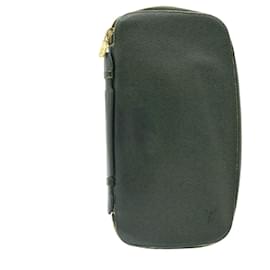 Louis Vuitton-LOUIS VUITTON Taiga Organizer Atholl Travel Case Epicea M30654 LV Auth 25768-Other