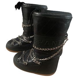 Chanel BOOTS Nero Silver hardware