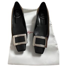 Roger Vivier Pretty Black
