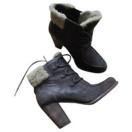 Ugg Lace up boots, Pointure 37. Brown