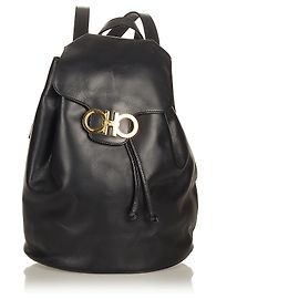 Salvatore Ferragamo Zaino Ferragamo Gancini in pelle nera con coulisse Nero