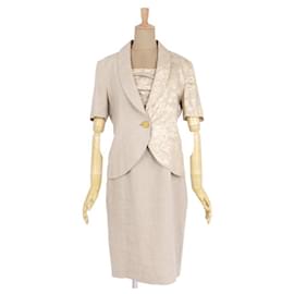 Fendi-Fendi vintage 365 configuration une pièce tailleur veste en lin jupe fabriquée en Italie taille beige 42 (L équivalent)-Beige