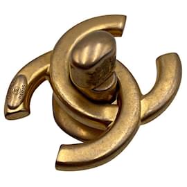 Chanel-CHANEL original CC turnlock Gold clasp-Golden
