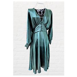 Scarlett Roos Robe manches longuers Vert olive Vert foncé