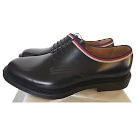Gucci-Gucci Derby shoes-Black