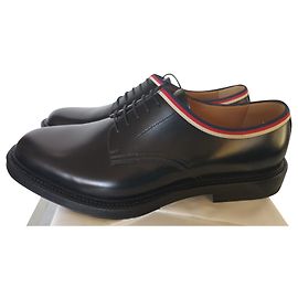 Gucci scarpe Derby Nero