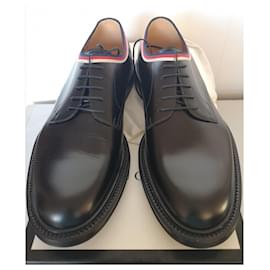 Gucci-Gucci Derby shoes-Black
