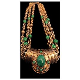 Collier Guy Laroche style byzantin doré et pierres vertes Doré