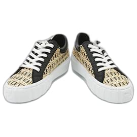 Fendi-Sneakers Fendi-Beige