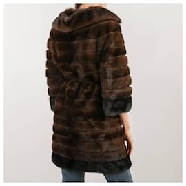 Fendi-Fur coat Fendi-Brown