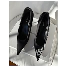 Balenciaga-Heels-Black