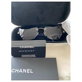 Chanel-Neue Vintage-Sonnenbrille von Chanel-Blau