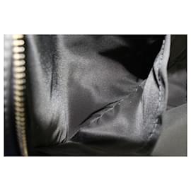 Louis Vuitton-Bolsa de cintura Carvão Gaston V Line Fast Bumbag Pochete-Outro