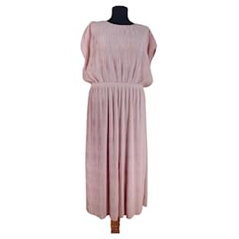 Filippa K Kleider Pink