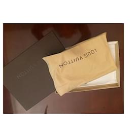 Louis Vuitton-rococò-Nero