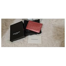 Yves Saint Laurent-Bolsas, carteiras, casos-Rosa