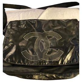 Chanel Messenger Bag Black Polyurethane Black