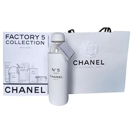 Chanel-fábrica de chanel 5-Blanco