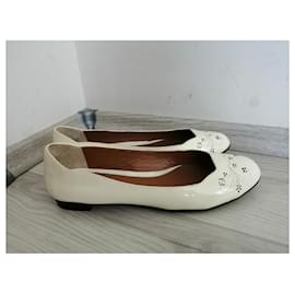 Fendi-Ballet flats-Cream