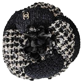 Chanel-Pins & brooches-Black