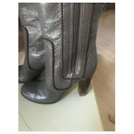Stella Mc Cartney-Neu mit Etikett Stella McCartney hohe Stiefel grau 37.5-Grau