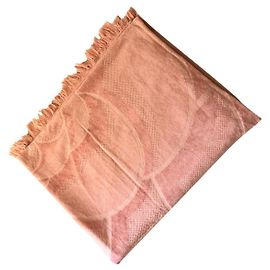 Serviette de bain Chanel Camélia en coton rose Rose