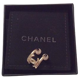Chanel Ohrringe Gold Stahl mit Zuchtperle Gold hardware