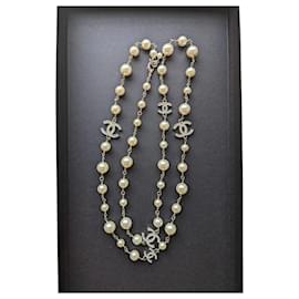 Chanel-CC A20V Logo Classic Pearl and Crystal Long Necklace-Silvery