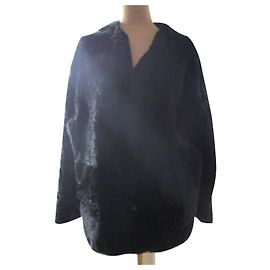 Yves Salomon Shearling coat, taille 38. Black