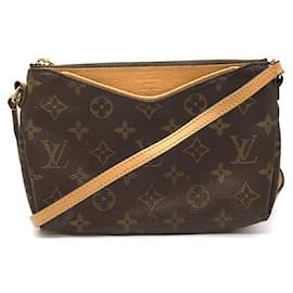 Louis Vuitton-Louis Vuitton Pallas Clutch Monogram Canvas Yellow calf leather Leather-Brown
