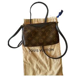 Louis Vuitton-Clutch Pallas BB Mononogram-Marrón oscuro