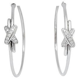 Orecchini Chaumet "Jeux de Liens" in oro bianco e diamanti. Altro