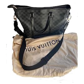 Louis Vuitton-Tadao-Negro,Gris pardo