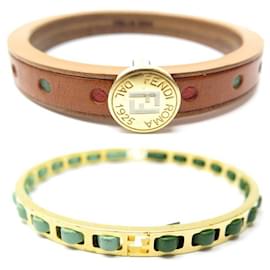 Fendi-SET OF TWO FENDI BRACELETS 17 CM GOLD METAL WOOD & BROWN LEATHER WOOD BANGLE-Multiple colors