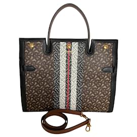 Burberry-Bolsa Monogram Strap E-Outro