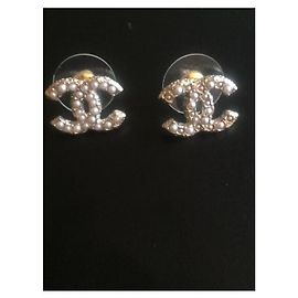 ORECCHINI PERLE CHANEL CC Gold hardware