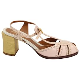 Fendi-Fendi Chameleon Spectator Sandals in Pink Patent Leather-Pink