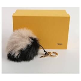 Fendi-Fendi keychain-Black