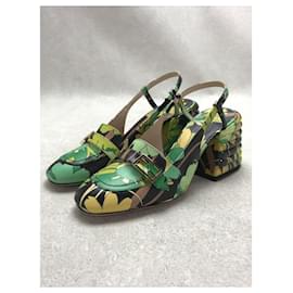 Fendi-Sandals-Green