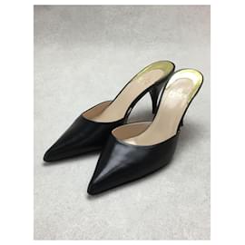Fendi-Sandals-Black