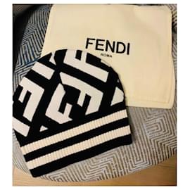 Fendi-Fendi FF beanie black white unisex one size-Black
