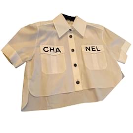 Autre Marque-Camisa icônica da Chanel esgotada em todos os lugares-Branco
